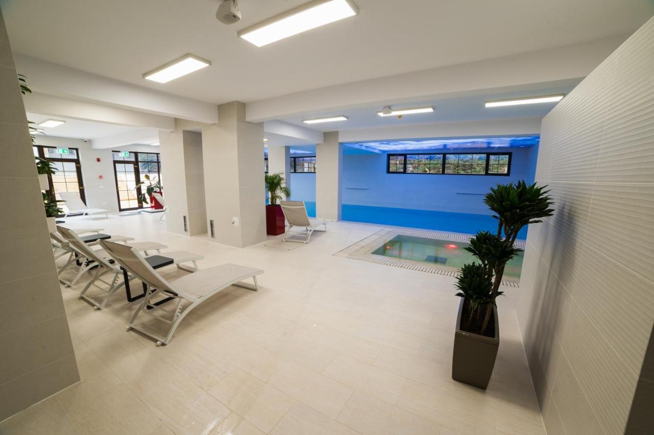 Piatra Pinului Ski & Spa Gura Humorului Ngoại thất bức ảnh