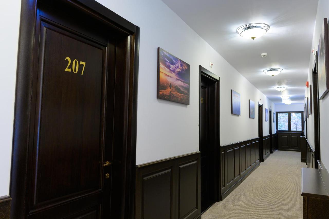 Piatra Pinului Ski & Spa Gura Humorului Ngoại thất bức ảnh
