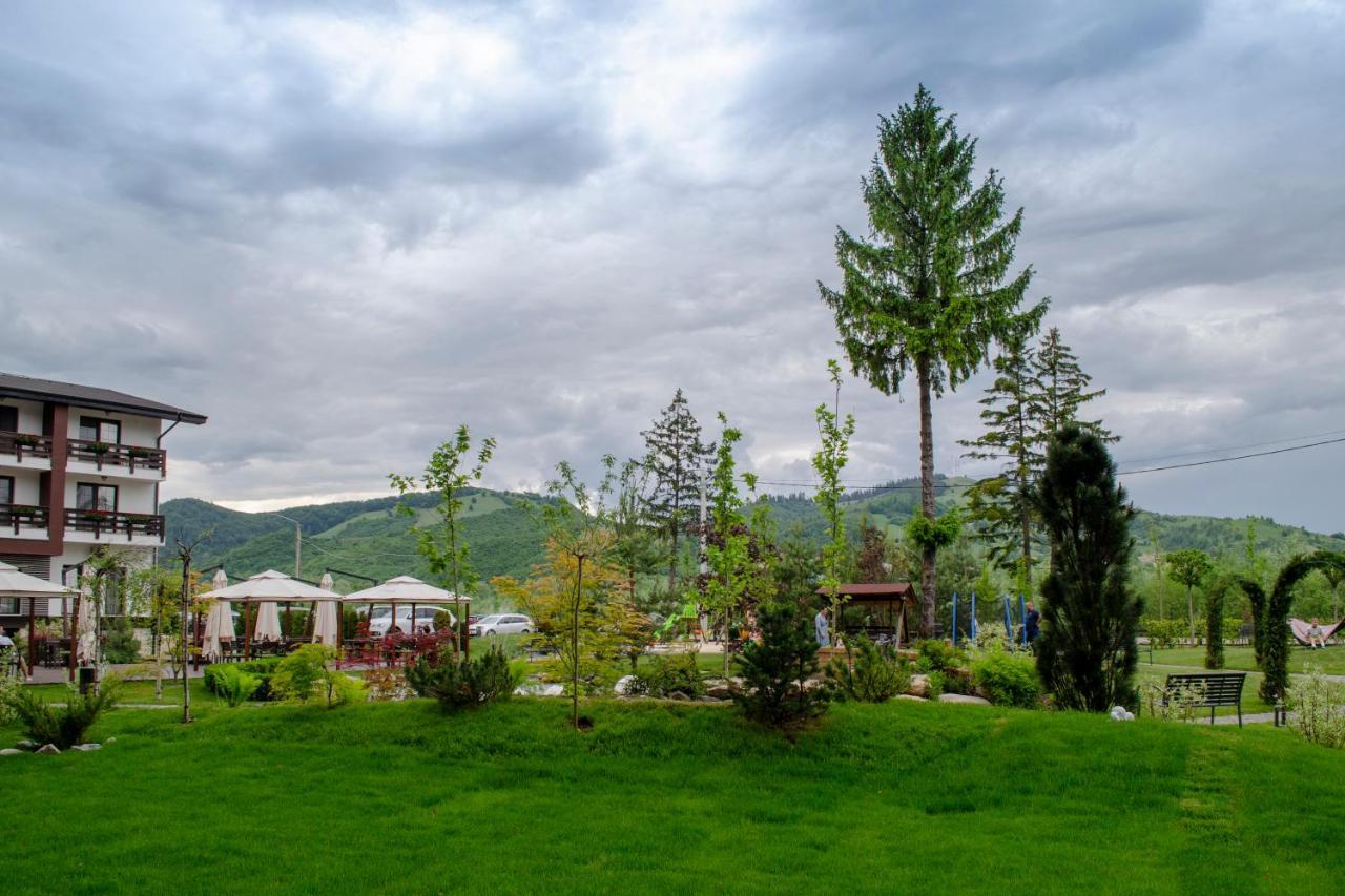 Piatra Pinului Ski & Spa Gura Humorului Ngoại thất bức ảnh