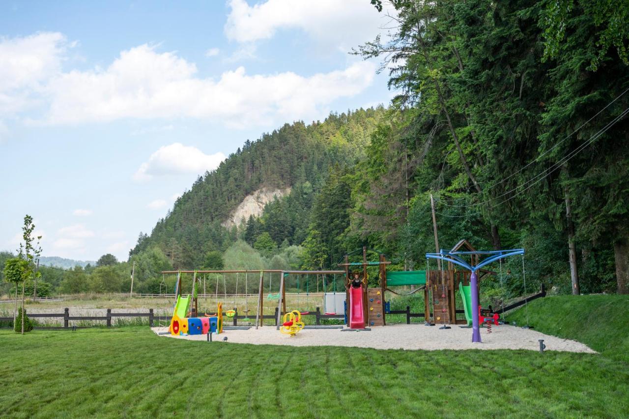 Piatra Pinului Ski & Spa Gura Humorului Ngoại thất bức ảnh