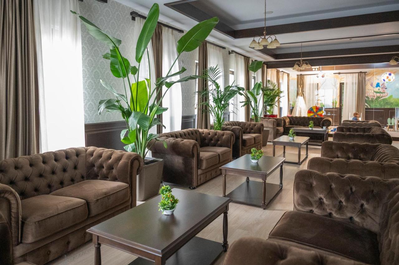 Piatra Pinului Ski & Spa Gura Humorului Ngoại thất bức ảnh