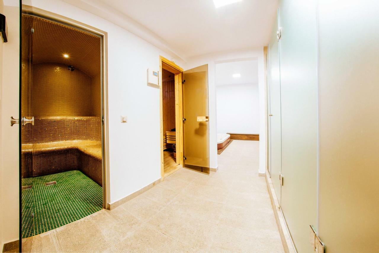 Piatra Pinului Ski & Spa Gura Humorului Ngoại thất bức ảnh