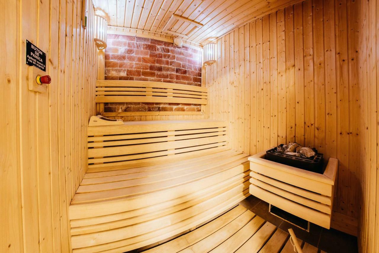 Piatra Pinului Ski & Spa Gura Humorului Ngoại thất bức ảnh